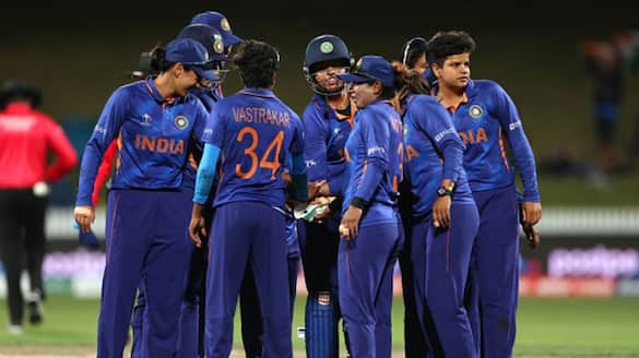 india womens team whitewashed england in odi series by 3 0 