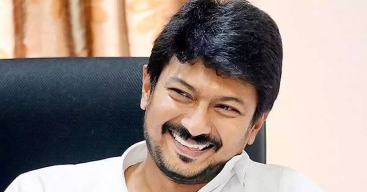 கோலிவுட்டில் உதயநிதி ராஜ்ஜியம்... பெரிய படங்கள் ரெட் ஜெயண்டை நாடுவதன் பின்னணியின் இப்படி ஒரு விஷயம் இருக்கா..!