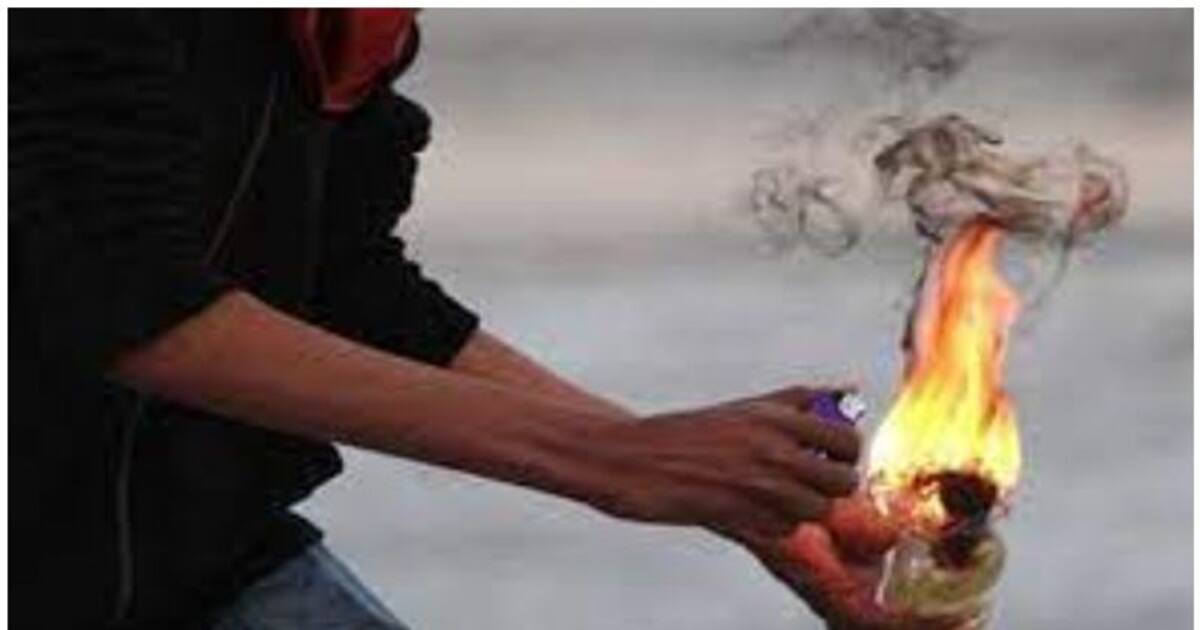 கொள்ளை அடிக்க வந்த 20 பேர் கொண்ட கும்பல்.. திடீரென போலீசார் மீது பெட்ரோல் குண்டு வீச்சு.. கடலூரில் பரபரப்பு.!