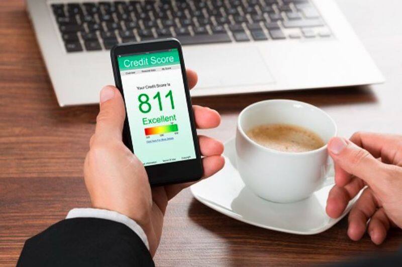 How Your Low Credit Score Impacts Your Daily Life
