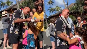 Watch Dwayne Johnson hair styling his 6-year-old daughter leaves netizens in aww-tgy Watch Dwayne Johnson hair styling his 6-year-old daughter leaves netizens in aww-tgy