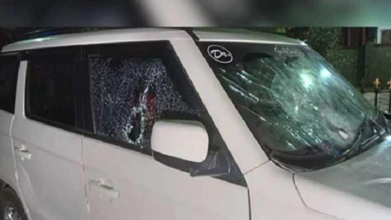 Petrol bomb blast on DMK advocate car