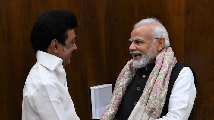 Chief Minister Stalin to welcome the Prime Minister along with the Governor .. Prime Minister is going to the Chief Minister's house. ?? Chief Minister Stalin to welcome the Prime Minister along with the Governor .. Prime Minister is going to the Chief Minister's house. ??