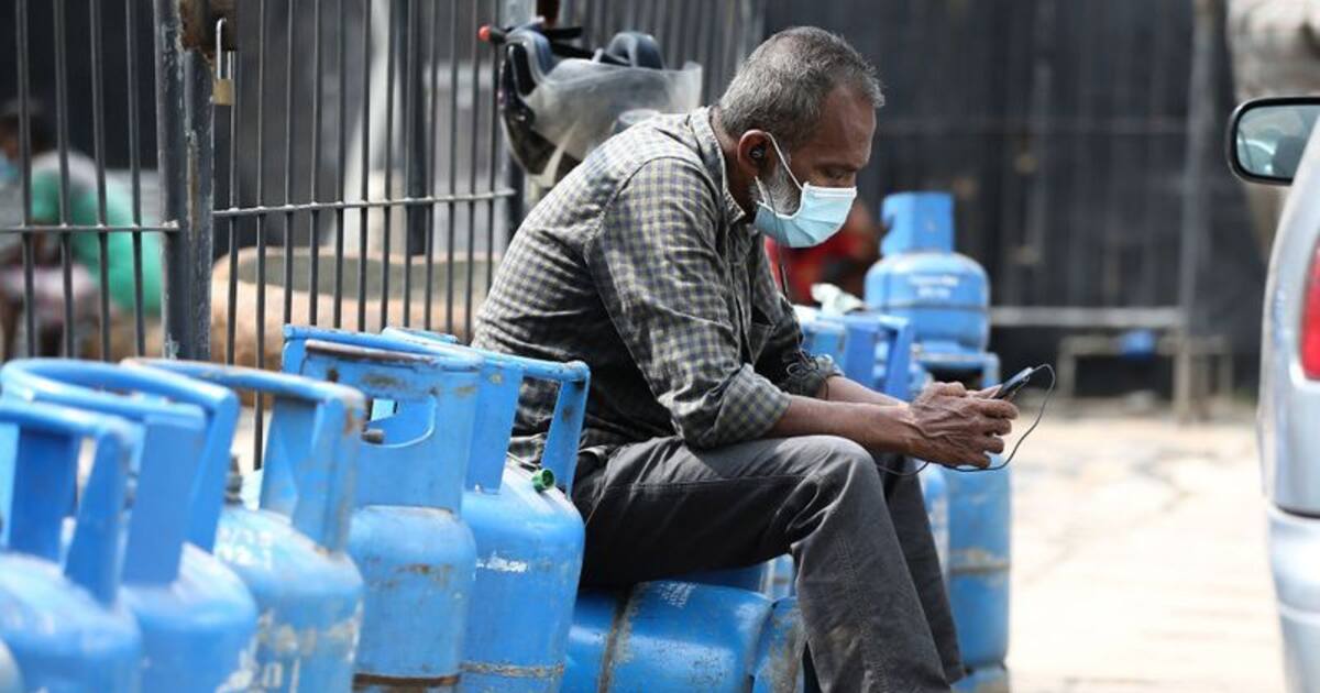 sri lanka crisis: இலங்கைக்கு  போகாதீங்க! தீவிரவாத தாக்குதல் அபாயம்:  மக்களுக்கு அமெரிக்க அரசு எச்சரிக்கை