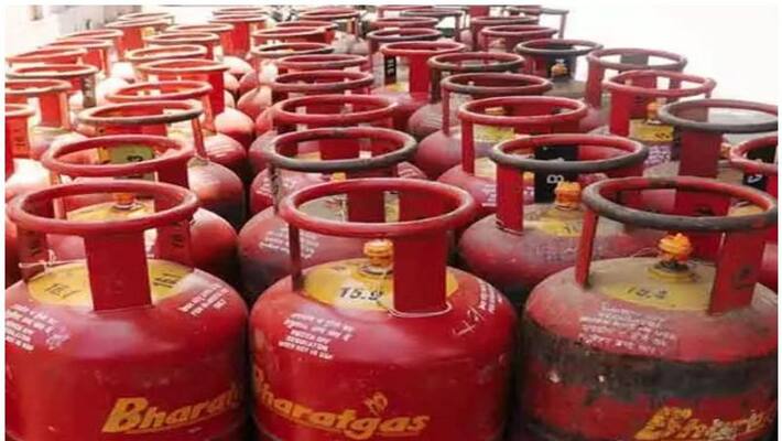 Home gas cylinder prices rise again in chennai Home gas cylinder prices rise again in chennai