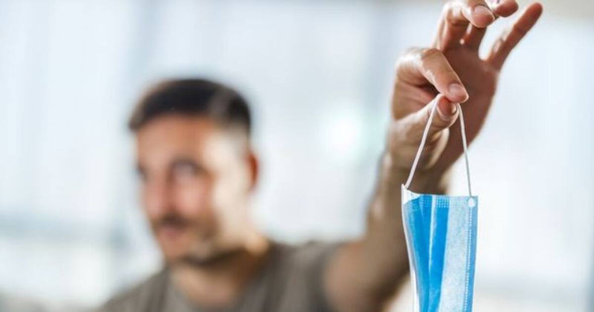 எப்பா ஒழிஞ்சதுடா சாமி..  இனி மாஸ்க் அணிய தேவையில்லை.. மாநில அரசுகள் அதிரடி அறிவிப்பு..