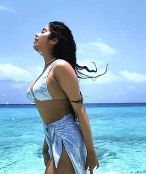 Aishwarya Rai Really Nangi Photo - Is Janhvi Kapoor, Bollywood's Kim Kardashian? Check out her sexy, hot  pictures