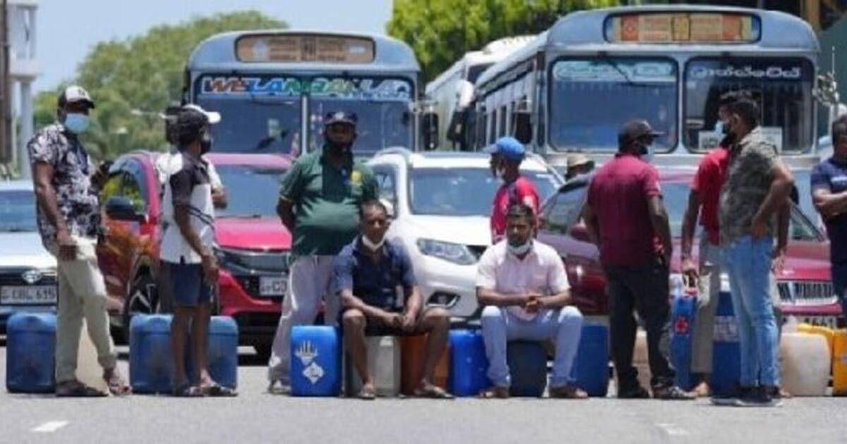 sri lanka crisis: புத்தாண்டை கொண்டாடுங்கள்: இலங்கைக்கு 11 ஆயிரம் மெட்ரிக் டன் அரிசி அனுப்பிய இந்தியா