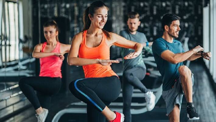 Be Bindas by doing Zumba Dance Be Bindas by doing Zumba Dance