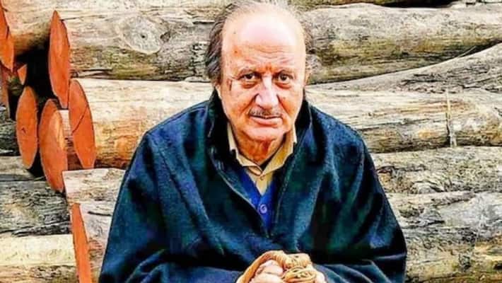 Anupam Kher says i will go to kashmir and take my mom dulari also kpg Anupam Kher says i will go to kashmir and take my mom dulari also kpg