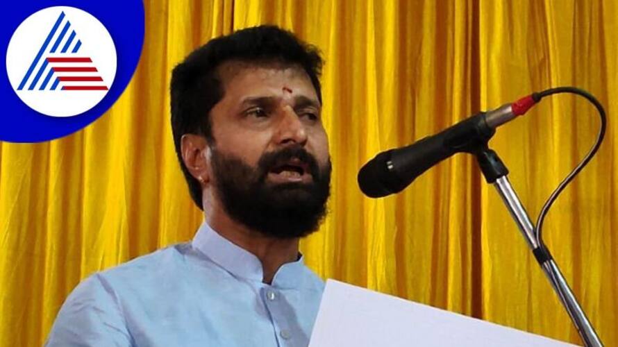 BJP National General Secretary CT Ravi Slams On Congress At Kundgol gvd BJP National General Secretary CT Ravi Slams On Congress At Kundgol gvd