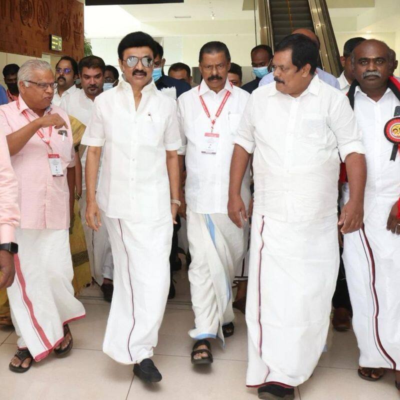 Tamil Nadu CM MK Stalin arrives at Kannur to attend CPM party congress