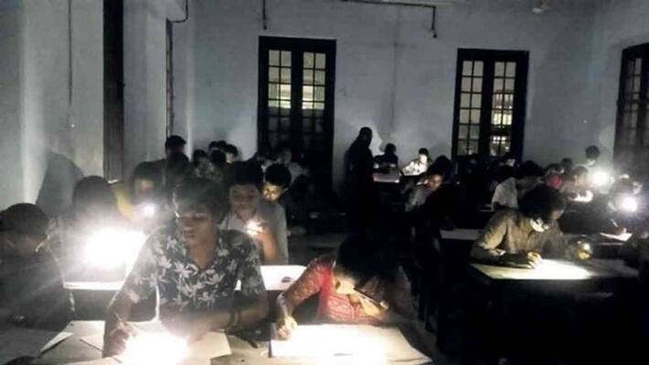 All exam written in mobile flash light canceled at Maharajan college ernakulam All exam written in mobile flash light canceled at Maharajan college ernakulam