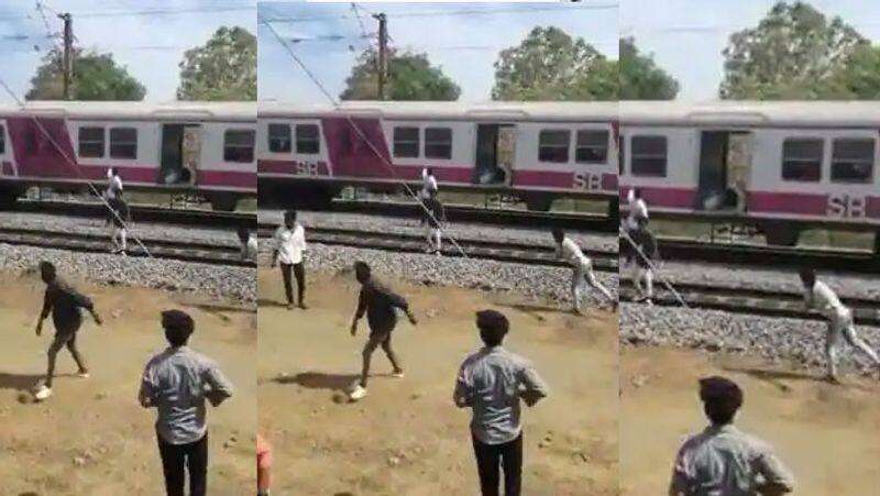 Pachaiyappan College 3 students arrested for throwing stones at train