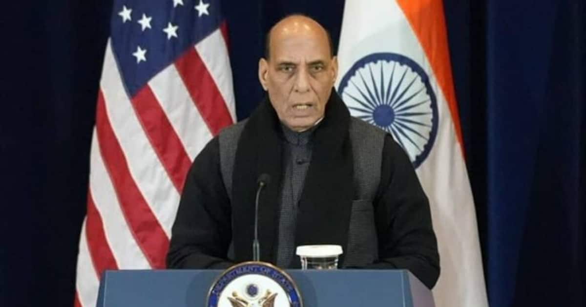 எங்களை தொட்டா தாங்க மாட்டீங்க... சீனாவுக்கு சூசக செய்தி சொன்ன ராஜ்நாத் சிங்..!