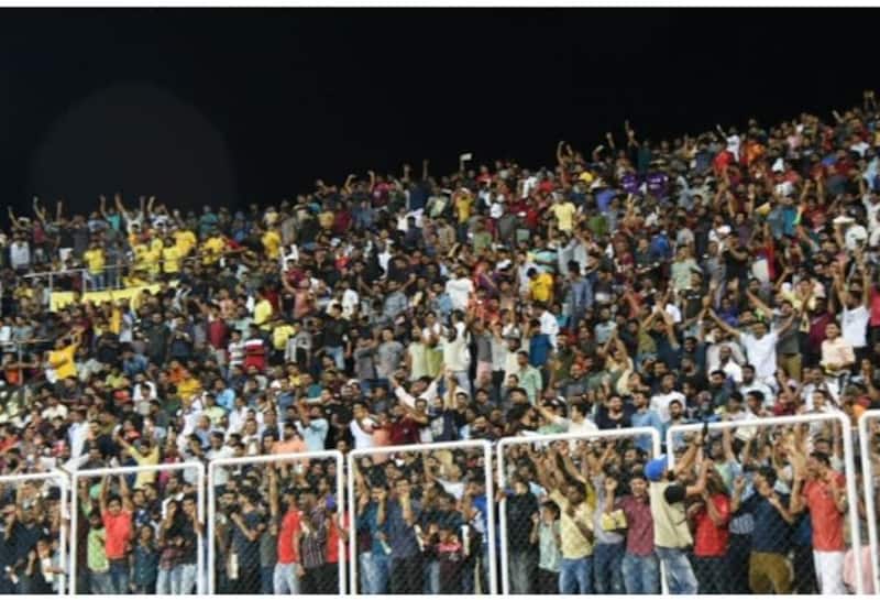 Thousands of Fans reaches to watch Santosh trophy match