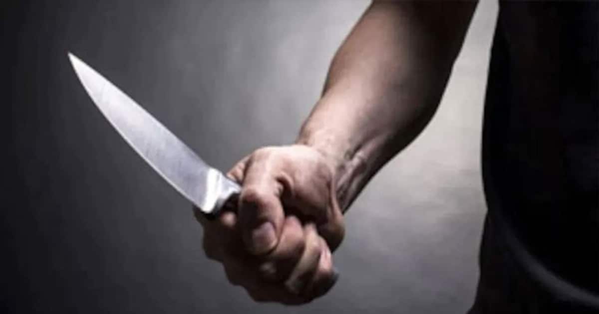 சிகரெட் வாங்க காசு கொடுக்க மறுத்தவரை கத்தியால் குத்திக் கொன்ற கொடூரர்கள்.. அலேக்கா தூக்கிய போலீஸ்..!