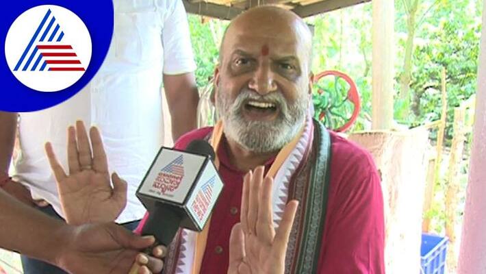 permanent government job to bjp activist Praveen Nettaru wife demand by Pramod Muthalik gow permanent government job to bjp activist Praveen Nettaru wife demand by Pramod Muthalik gow
