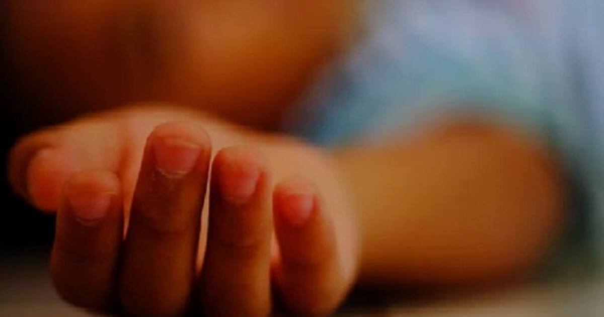 கள்ளக் காதலியுடன் சேர்ந்து மனைவி கொலை... 40 கி.மீ. பைக்கில் தூக்கி வந்து சடலத்தை வீசி சென்ற கொடூரம்..!