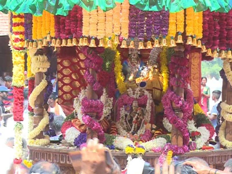 end of the Maha Kumbhabhisheka celebration at hariharapura mutt rbj