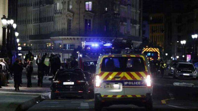 2 Shot Dead In Car Speeding Towards Cops In Paris Report