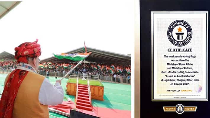 India created Guinness Book of World Records by waving 78,220 tricolors simultaneously kpa India created Guinness Book of World Records by waving 78,220 tricolors simultaneously kpa