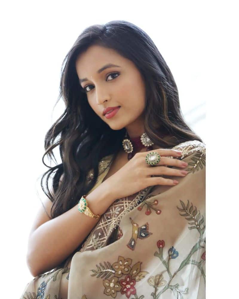KGF actress Srinidhi shetty says Youtube channel is sharing wrong information about my personal life vcs