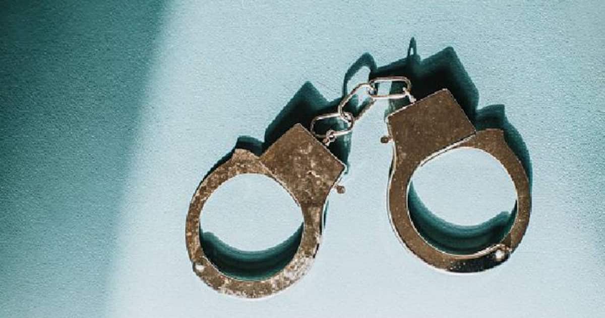 வேறொருவருடன் தொடர்பு.. மனைவியை மின்கம்பத்தில் கட்டிவைத்து தாக்கிய கணவன் கைது!