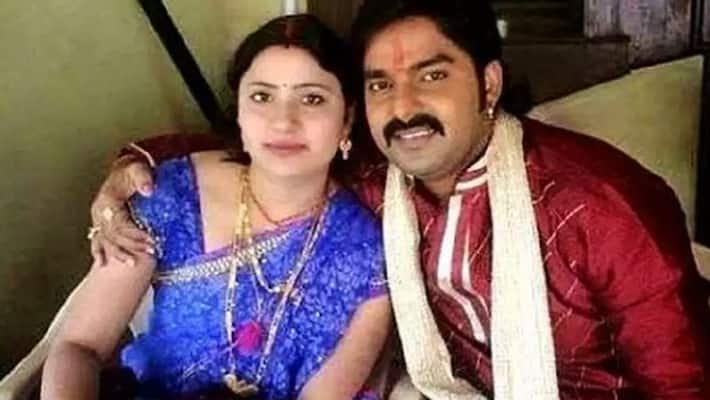 Pawan singh divorce first wife neelam suicide actor chatted girlfriend akshara singh NTP Pawan singh divorce first wife neelam suicide actor chatted girlfriend akshara singh NTP