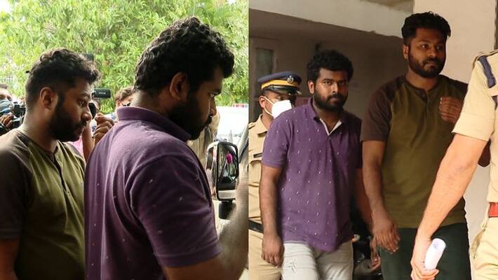 Brothers who grabbed 46 lakhs through honey trap got arrested Brothers who grabbed 46 lakhs through honey trap got arrested