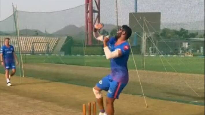 IPL 2022 Jasprit Bumrah hits the wicket with Left arm bowling in practice session IPL 2022 Jasprit Bumrah hits the wicket with Left arm bowling in practice session