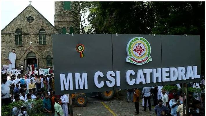 protest in MM Church in palayam protest in MM Church in palayam