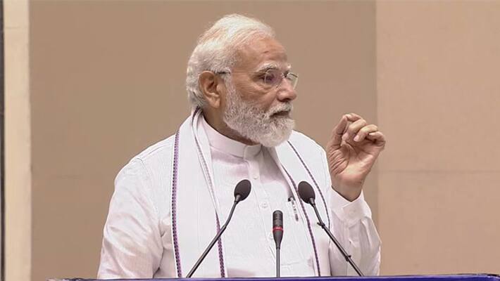 Narendra Modi says justice system should be strengthen Narendra Modi says justice system should be strengthen