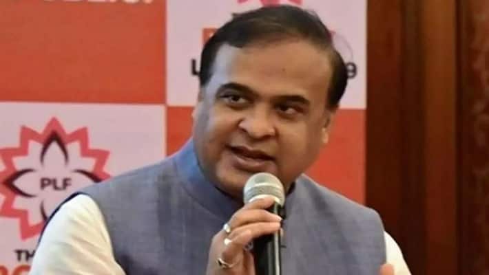 Himanta Biswa 2010 tweet goes viral Cong leader says, Who is he cheating? Himanta Biswa 2010 tweet goes viral Cong leader says, Who is he cheating?