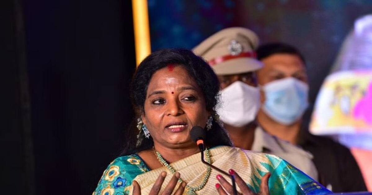 மகள்களை மட்டும் ஏன் இப்படி வளர்க்குறீங்க.. மகன்களுக்கு கட்டுப்பாடு இல்லையா ? அட்வைஸ் செய்த தமிழிசை !