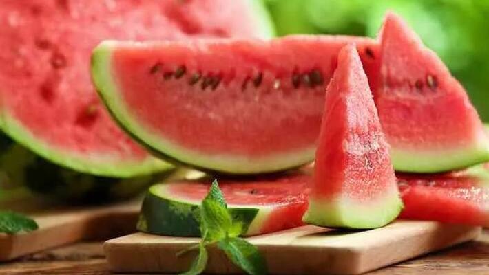 Keeping watermelon in the fridge destroys its nutrients know about watermelon storage in summer BDD Keeping watermelon in the fridge destroys its nutrients know about watermelon storage in summer BDD