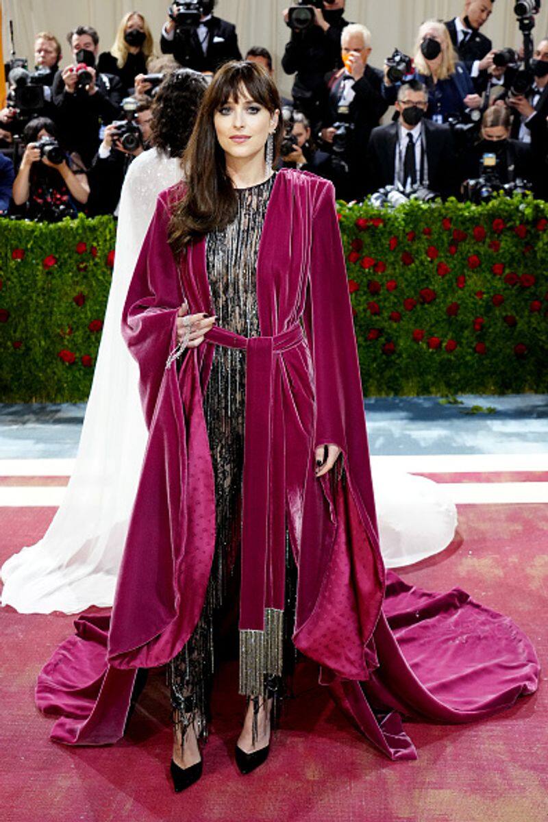 MET Gala 2022: Natasha Poonawalla brings desi representation, Kim goes  blonde