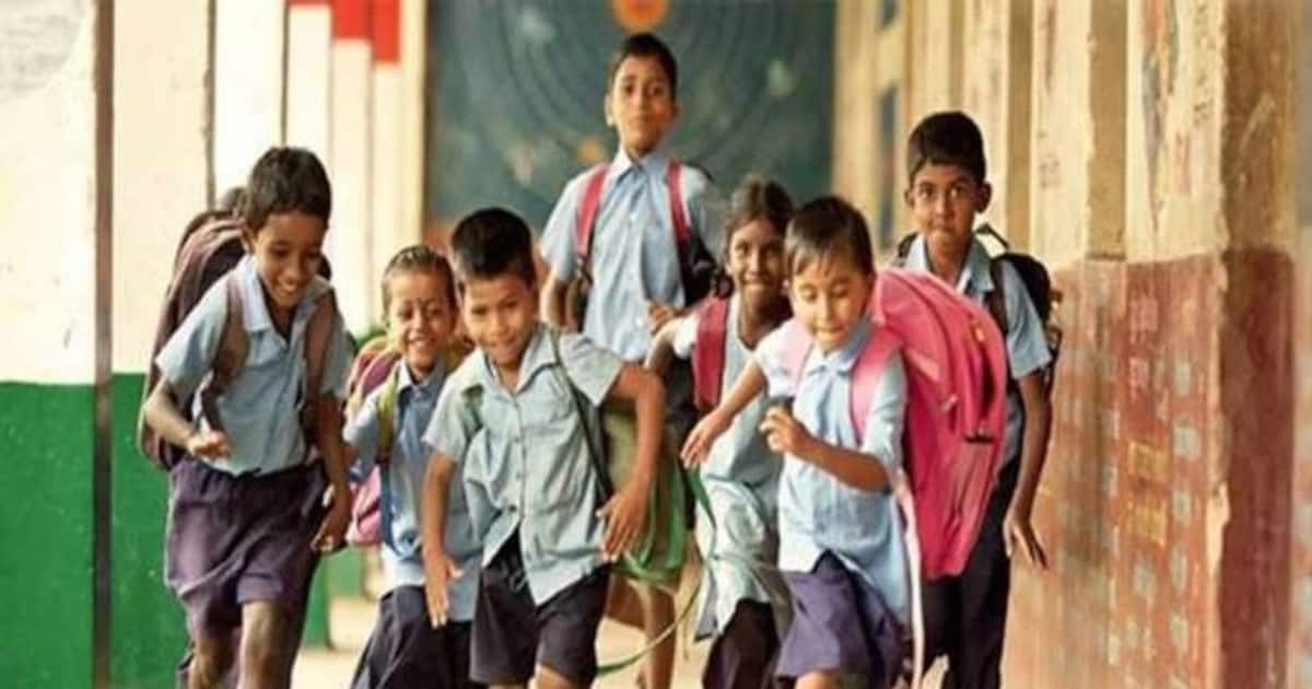 பள்ளி மாணவர்களுக்கு காலாண்டு விடுமுறை எப்போ ? எத்தனை நாட்கள் தெரியுமா.? பள்ளிக்கல்வித்துறை வெளியிட்ட அறிவிப்பு