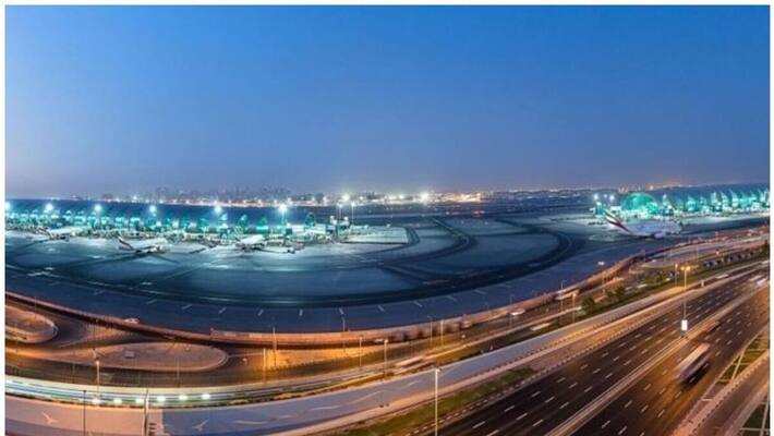 44 flights cancelled and 12 diverted due to poor weather in Dubai Airport 44 flights cancelled and 12 diverted due to poor weather in Dubai Airport