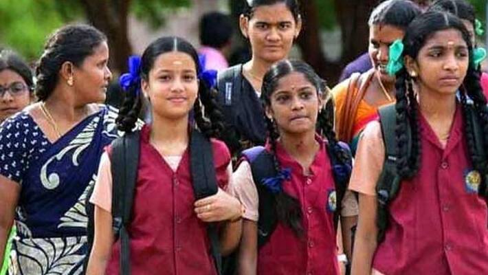 Tn schools will be reopened on June 13 is not confirmed spreading news of increased corona in Tamilnadu Tn schools will be reopened on June 13 is not confirmed spreading news of increased corona in Tamilnadu