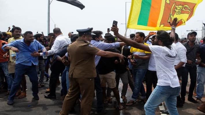 Amid crisis, Ranil Wickremesinghe to be sworn in as the new PM of Sri Lanka bpsb Amid crisis, Ranil Wickremesinghe to be sworn in as the new PM of Sri Lanka bpsb