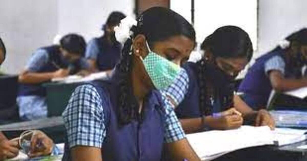 இறுதித்தேர்வு 3 மாணவர்களுக்கு ஒரு வினாத்தாள்.. அரசுப்பள்ளி அவலம்.. அதிருப்தியில் பெற்றோர்கள்..