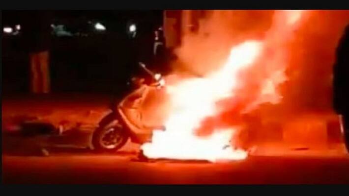 When will this fire stop?: Now another electric scooter burnt in this city When will this fire stop?: Now another electric scooter burnt in this city