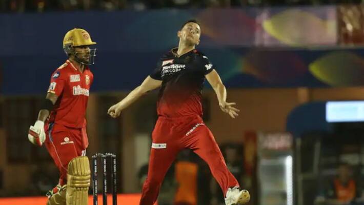 RCB pacer Josh Hazlewood Registers Unwanted IPL 2022 Record against Punjab Kings RCB pacer Josh Hazlewood Registers Unwanted IPL 2022 Record against Punjab Kings