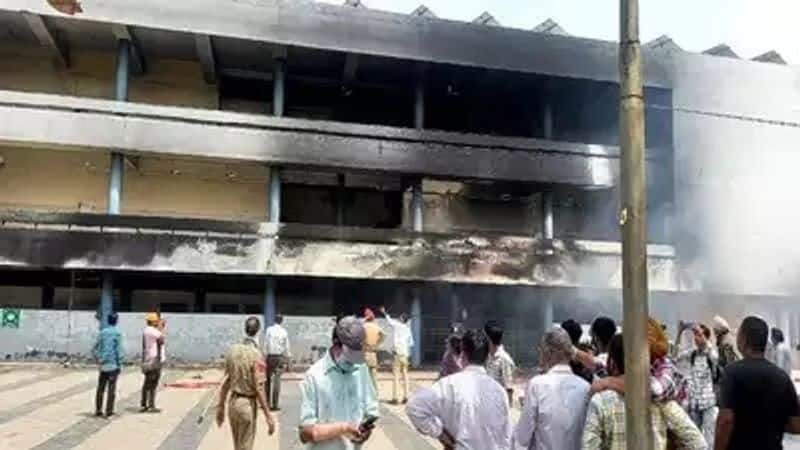 Fire breaks out in Guru Nanak Dev Hospital at Amritsar