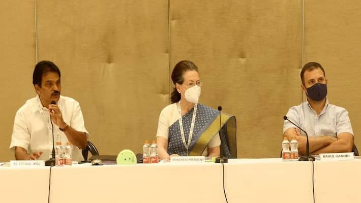 Sonia calls KC Venugopal to Delhi, Rahul to Delhi for talks Sonia calls KC Venugopal to Delhi, Rahul to Delhi for talks