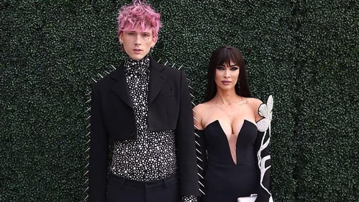 Hollywood Did Machine Gun Kelly try to commit suicide while on a call with Megan Fox drb Hollywood Did Machine Gun Kelly try to commit suicide while on a call with Megan Fox drb