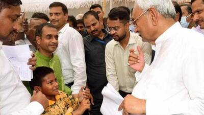 Bihar boy embarrasses CM Nitish Kumar, demands quality education; watch - gps