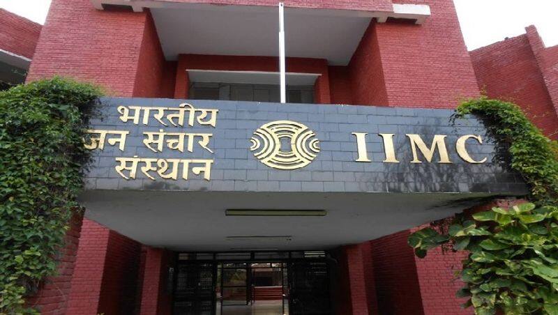 iimc alumni association gets new executive committee and organizes meetings in two dozen cities