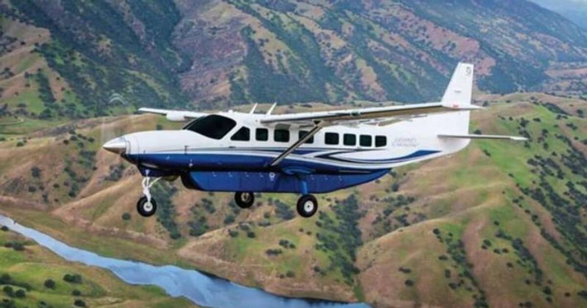 நடுவானில் சுய நினைவை இழந்த விமானி.. பயணி எடுத்த ரிஸ்க்... அப்புறம் என்ன ஆச்சு தெரியுமா?